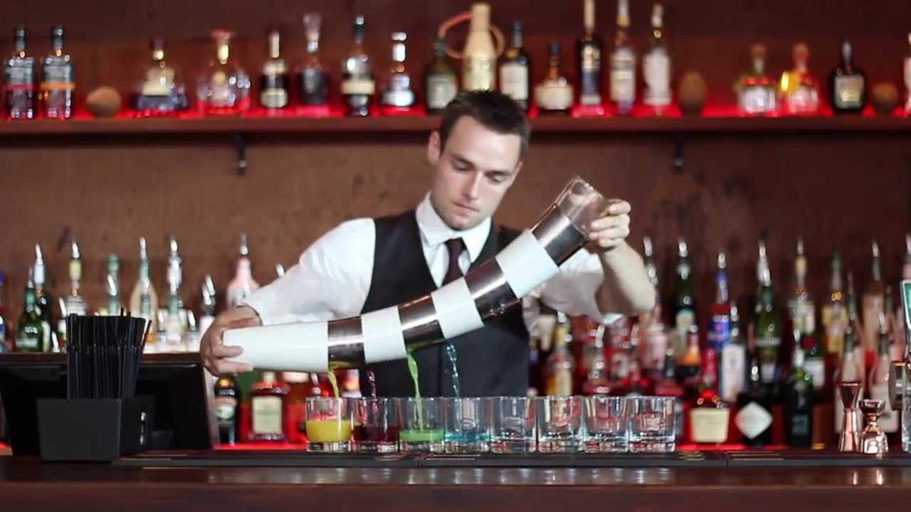 9 dicas para contratar melhores Bartenders para eventos 2023