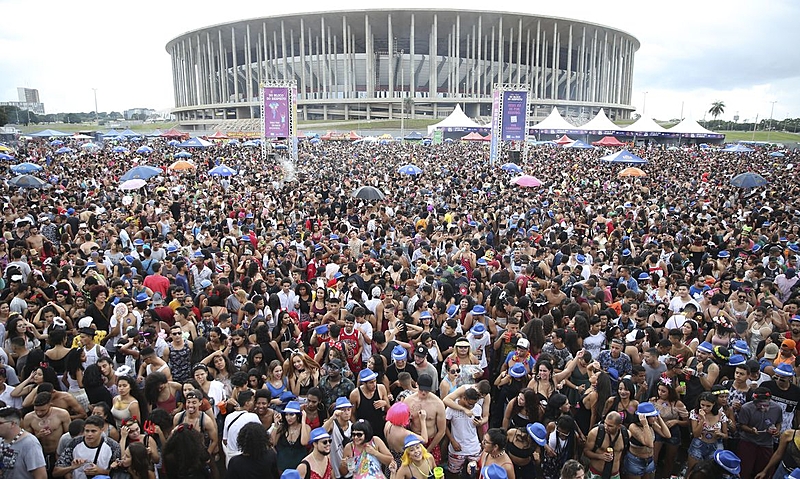 Governador da Bahia se posiciona contra eventos e promete restrições