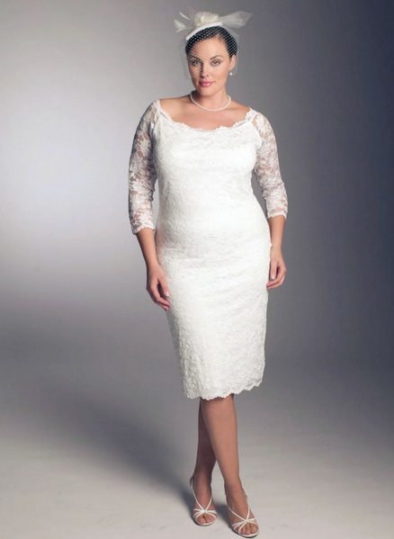 Decote redondo para vestido de casamento plus size