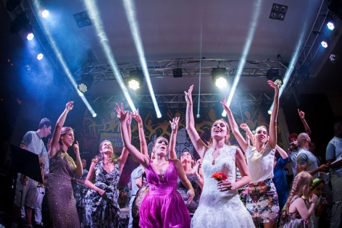 Músicas de casamento para agitar a pista de dança