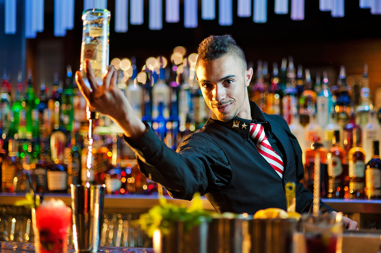 9 dicas para contratar melhores Bartenders para eventos 2023